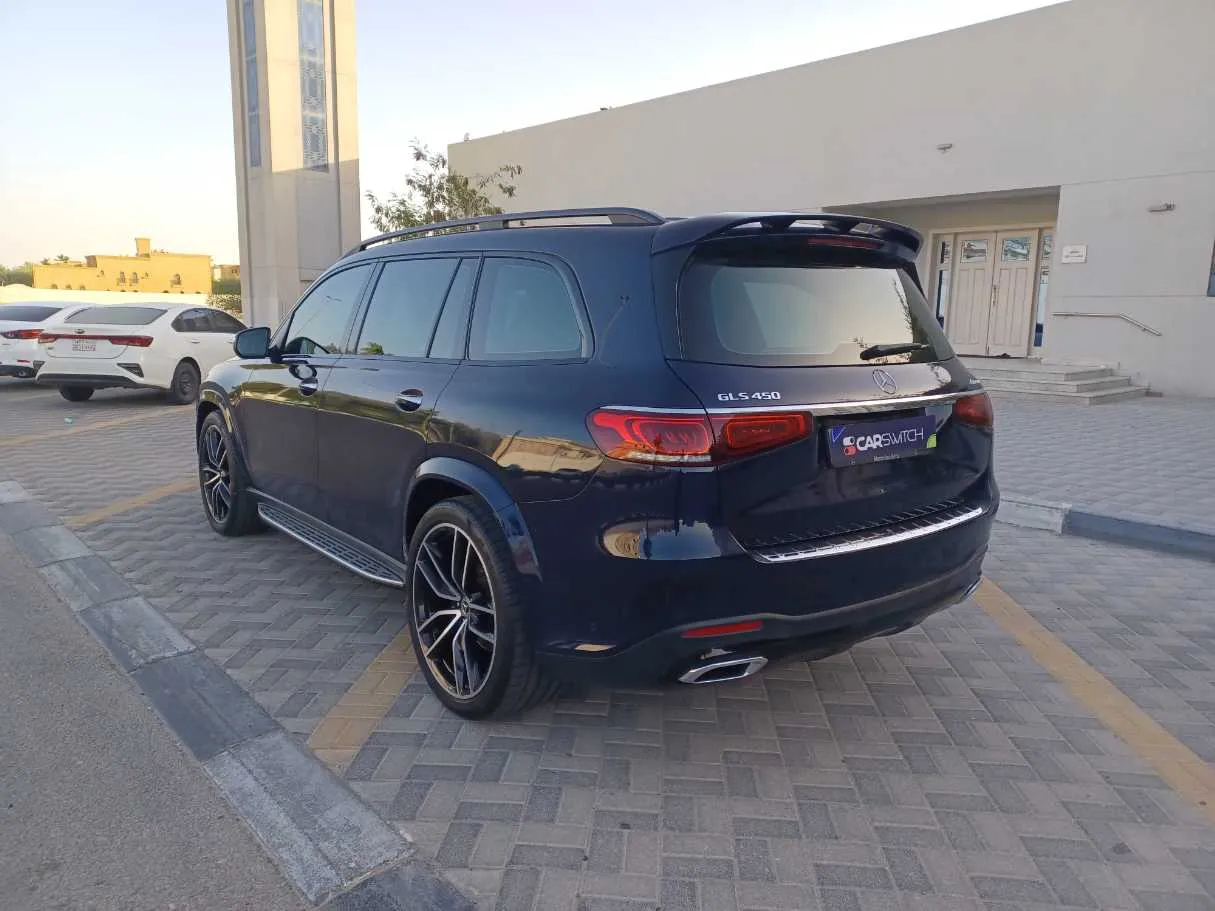 Car image 7
