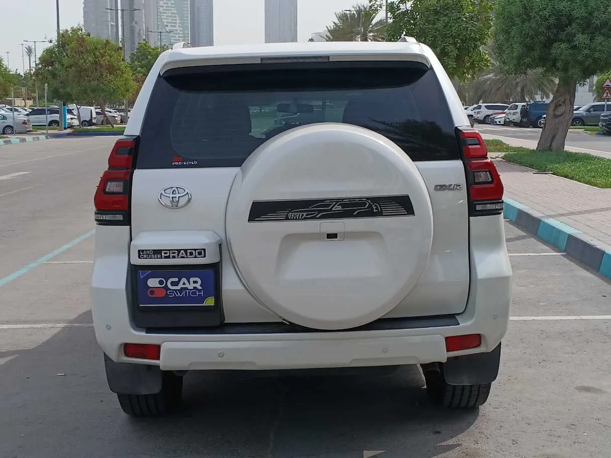 Car image 6