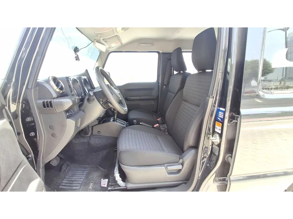 Car image 8