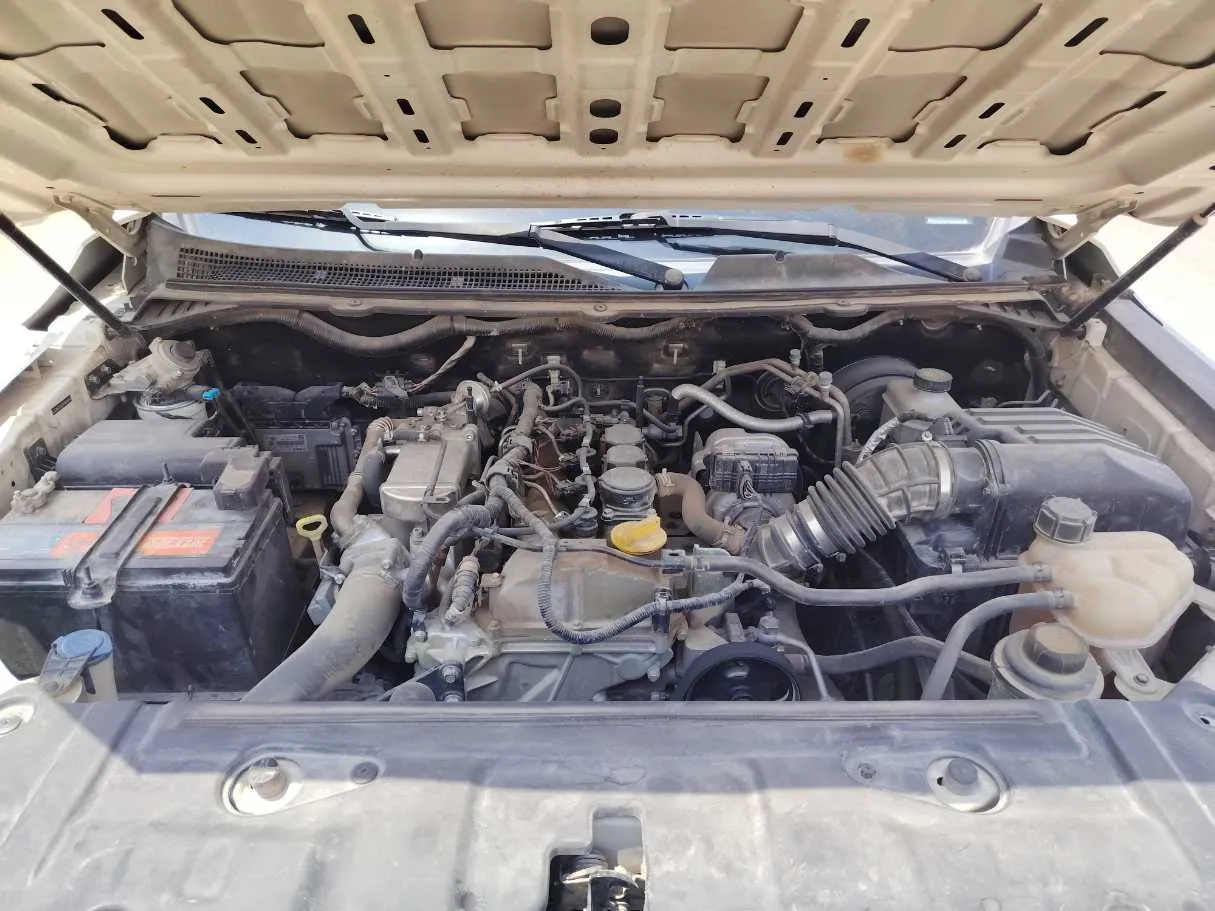Car image 28