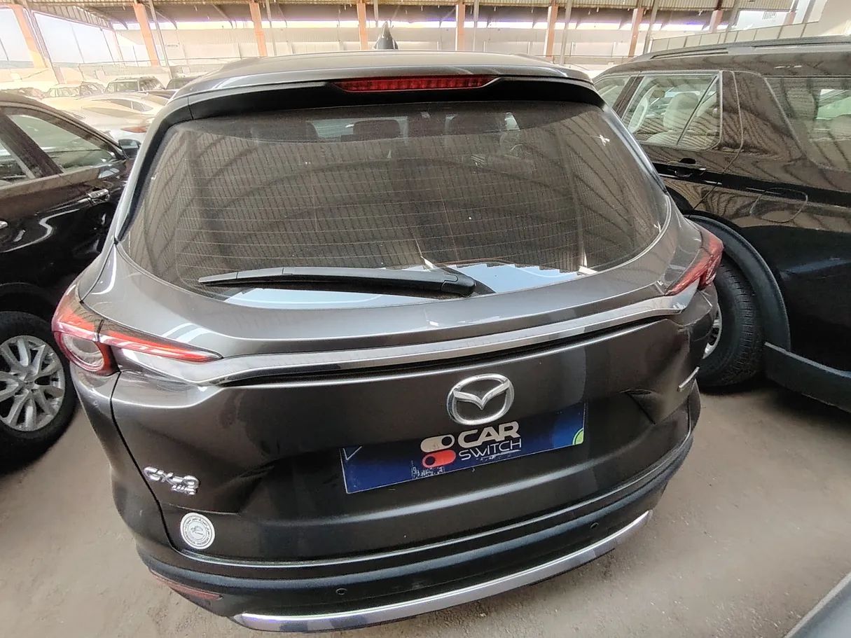 Car image 6