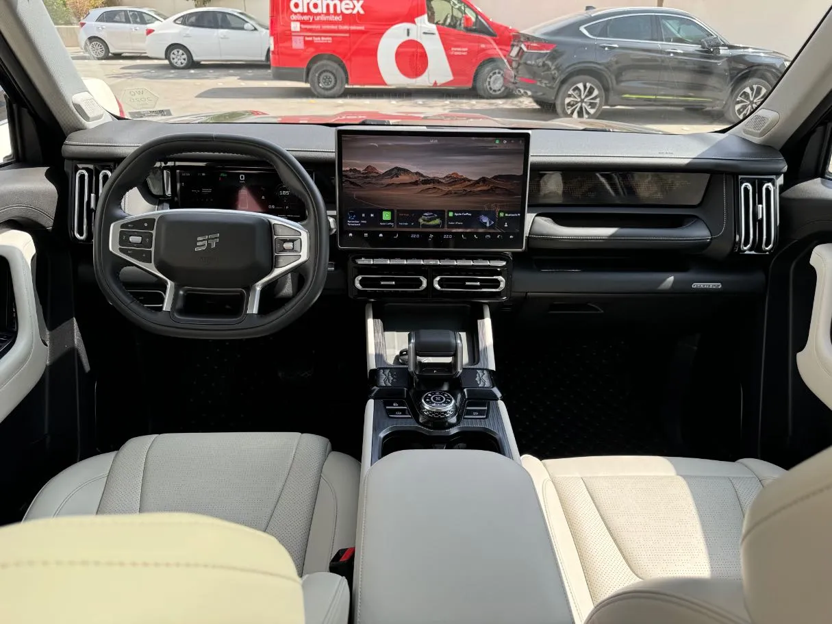 Car image 13