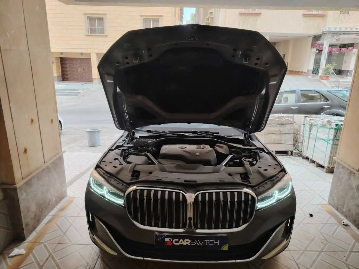 Car image 46