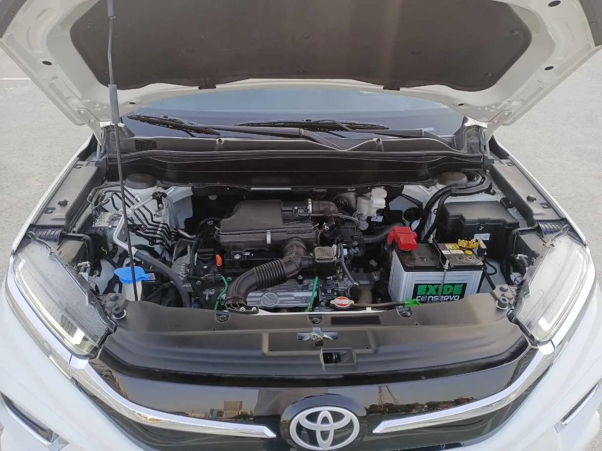 Car image 23