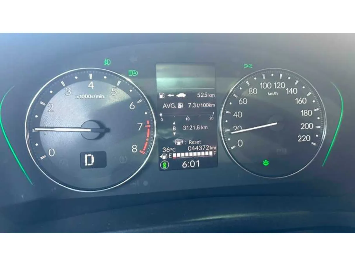 Car image 19
