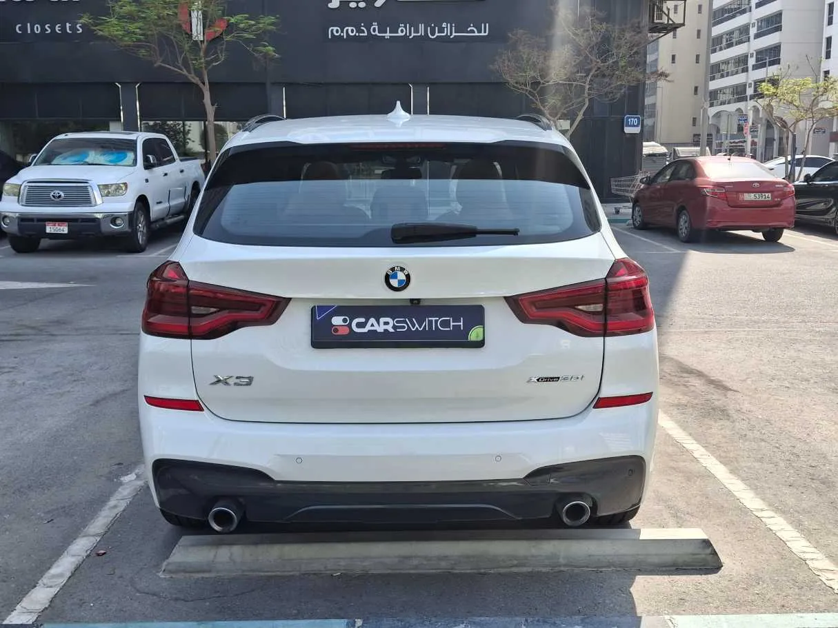 Car image 6