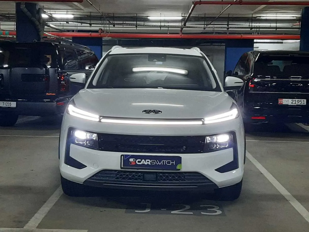 Car image 2