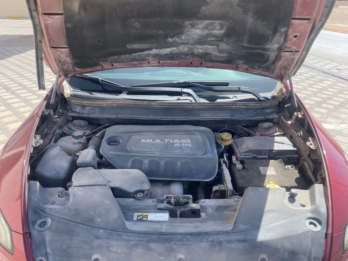 Car image 25
