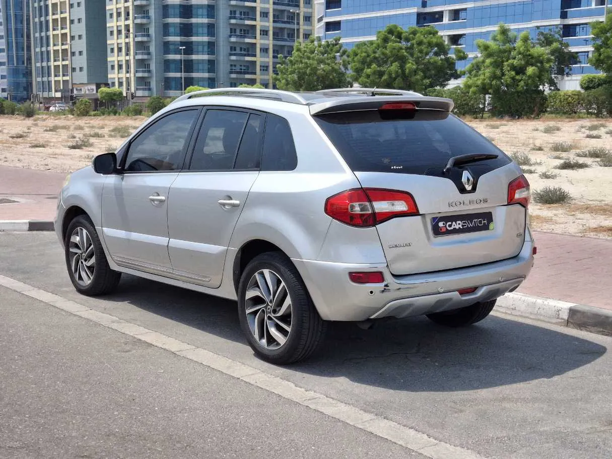 Car image 7