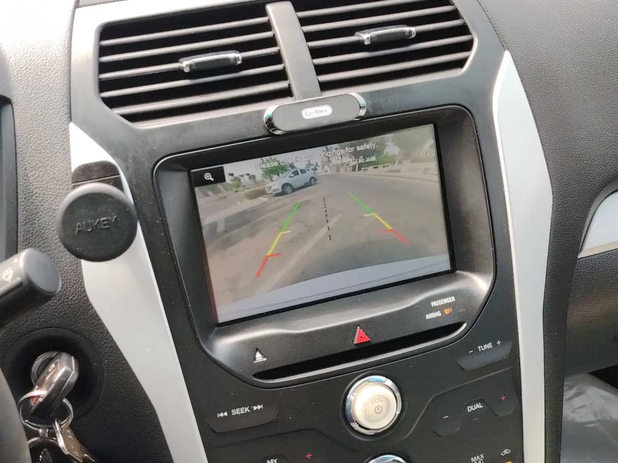 Car image 29
