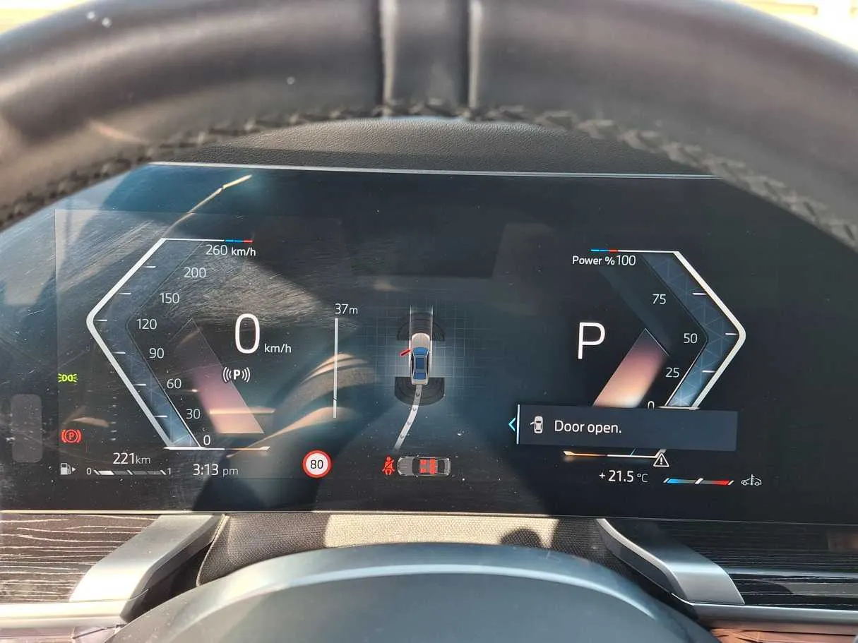 Car image 22