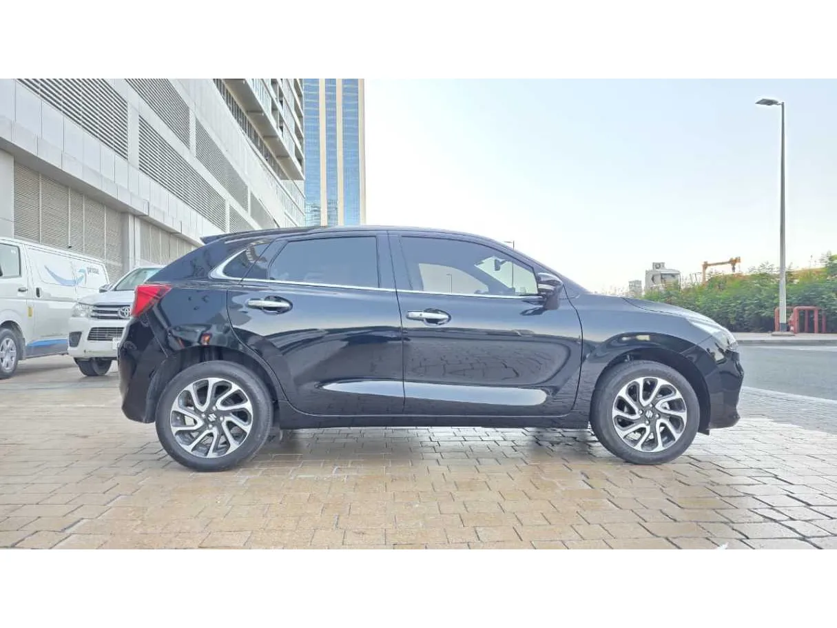 Car image 6