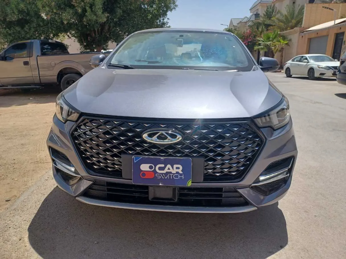 Car image 2