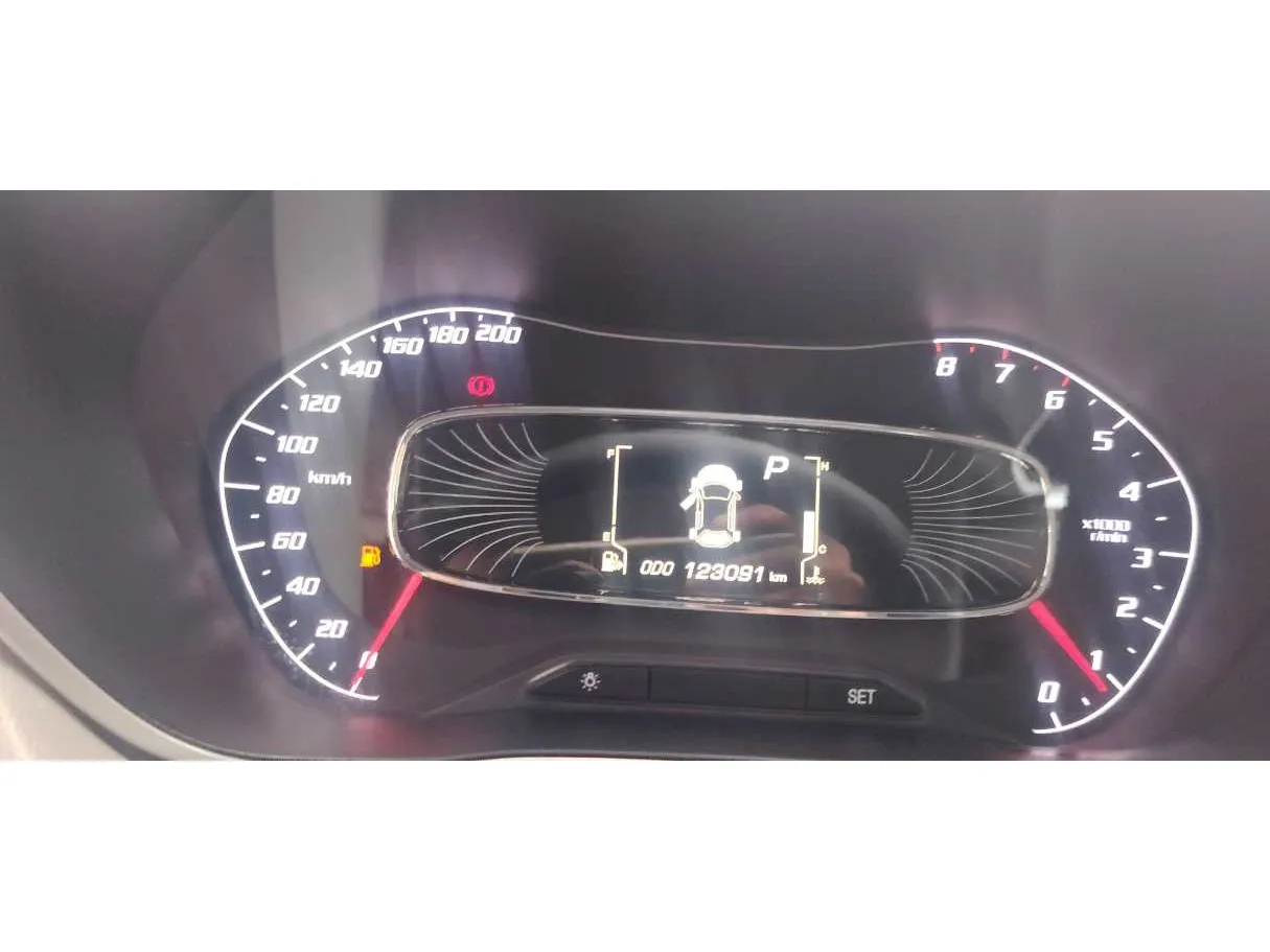 Car image 22