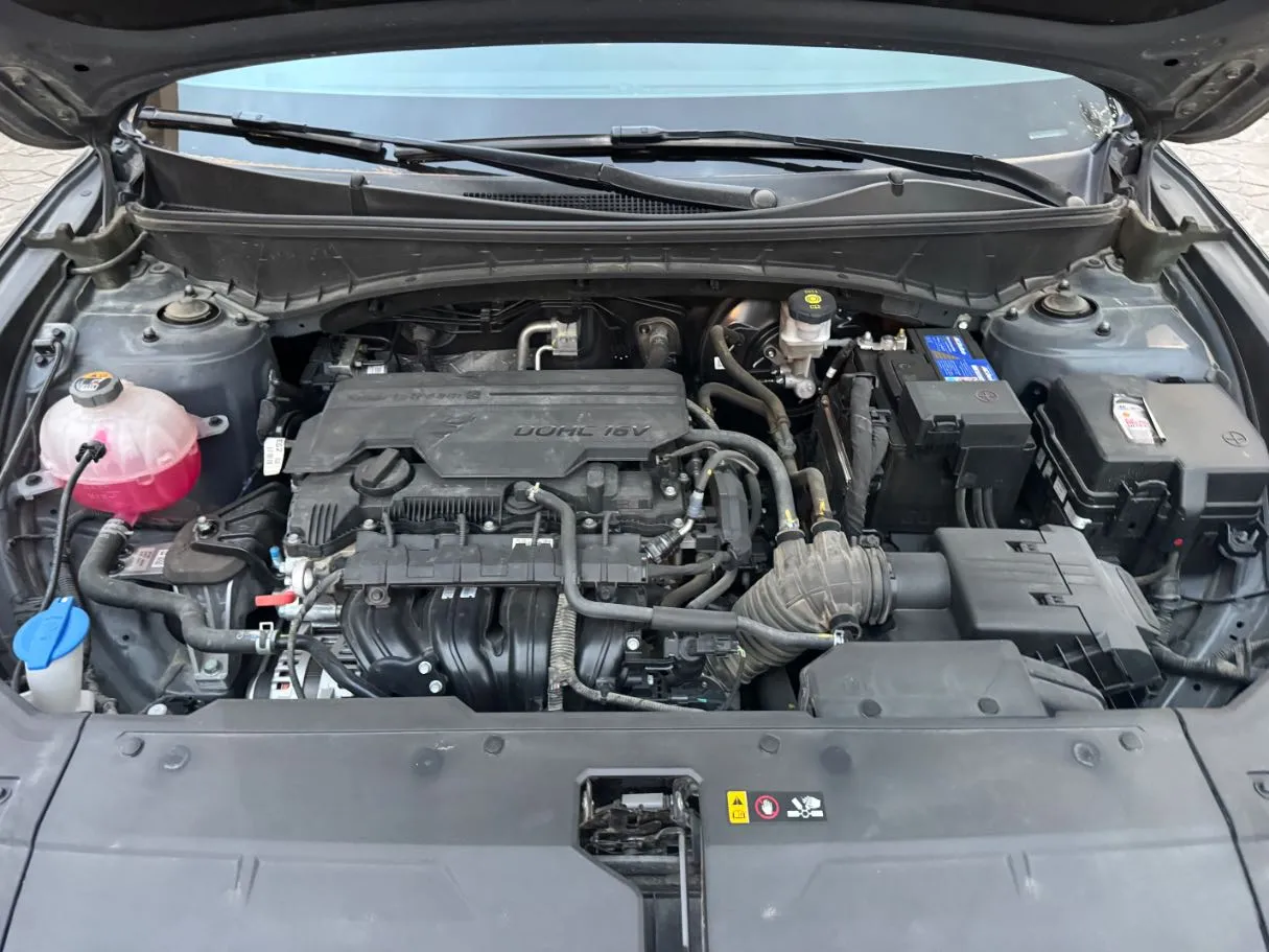 Car image 22