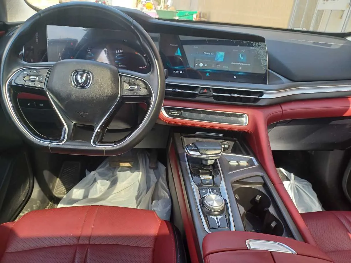 Car image 16