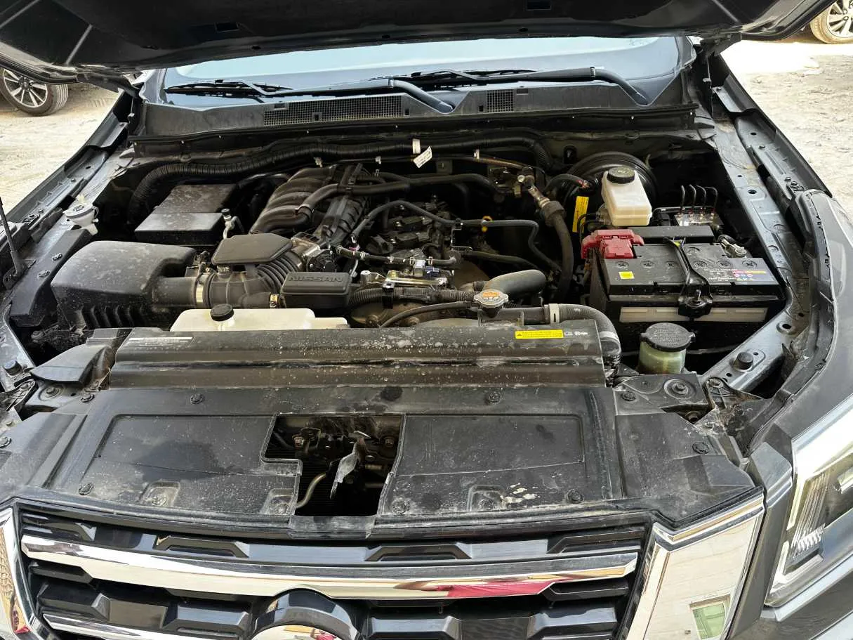 Car image 16