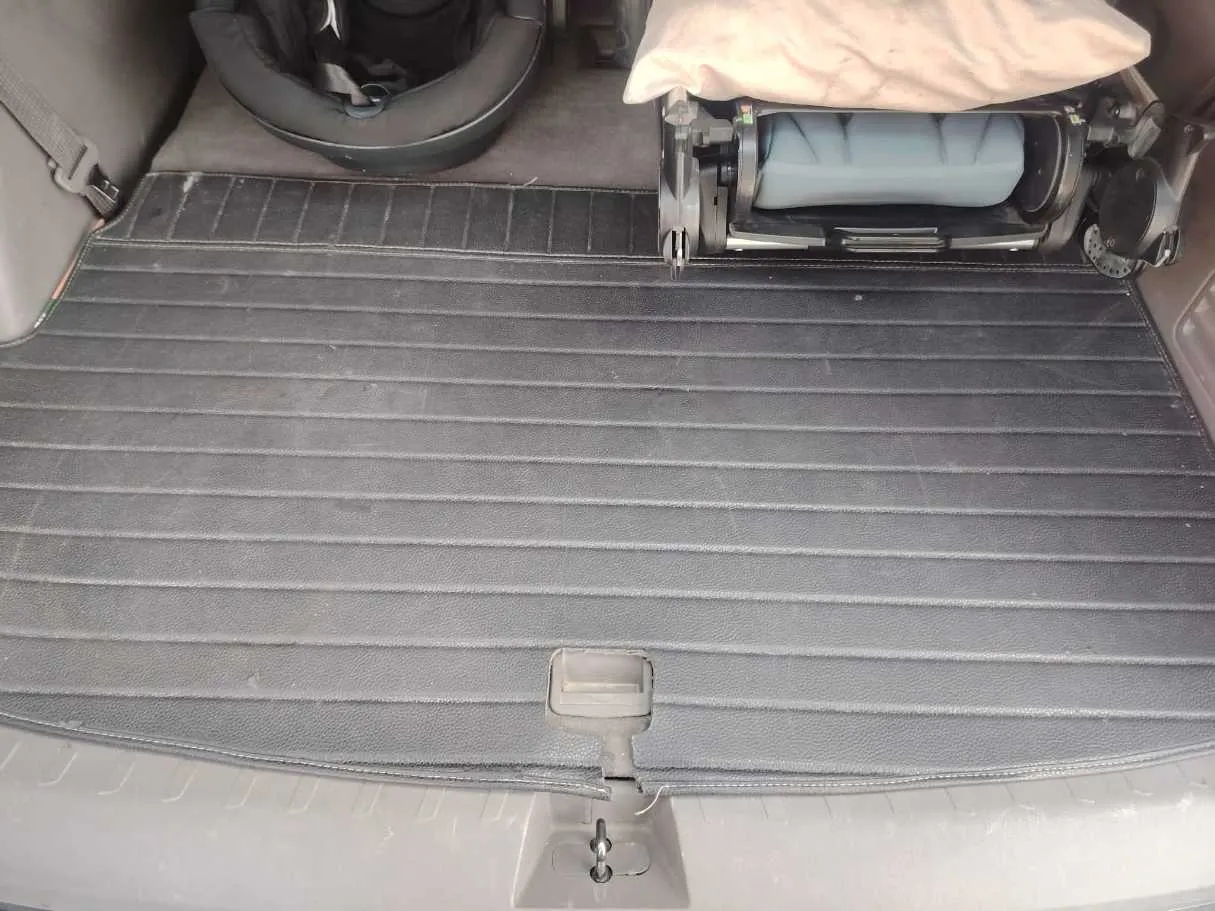 Car image 34