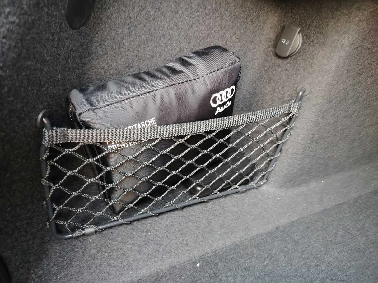 Car image 38