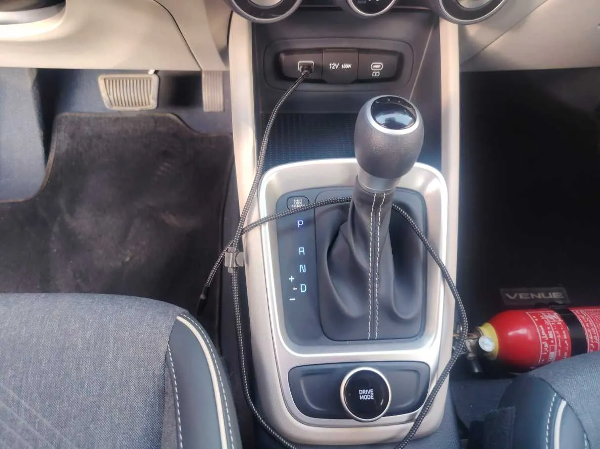 Car image 15