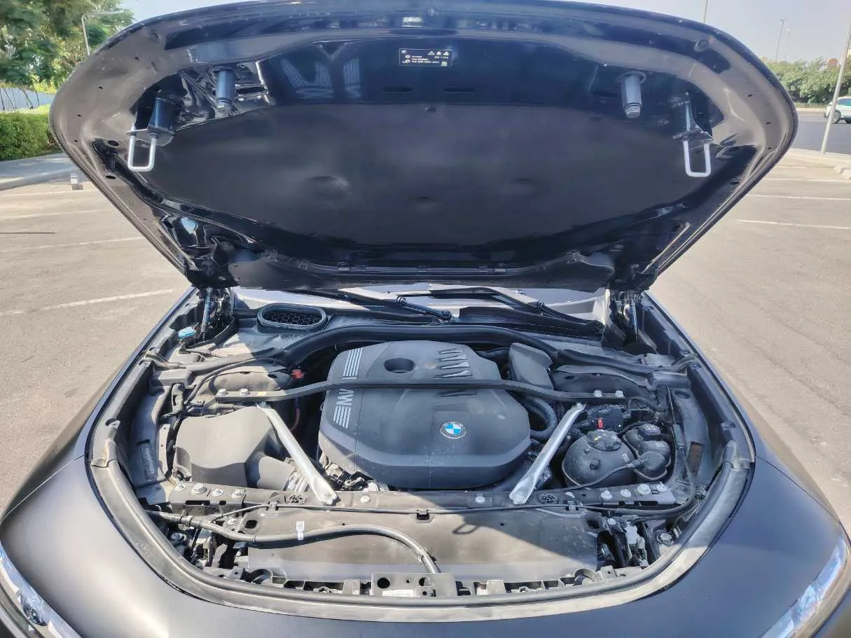 Car image 40