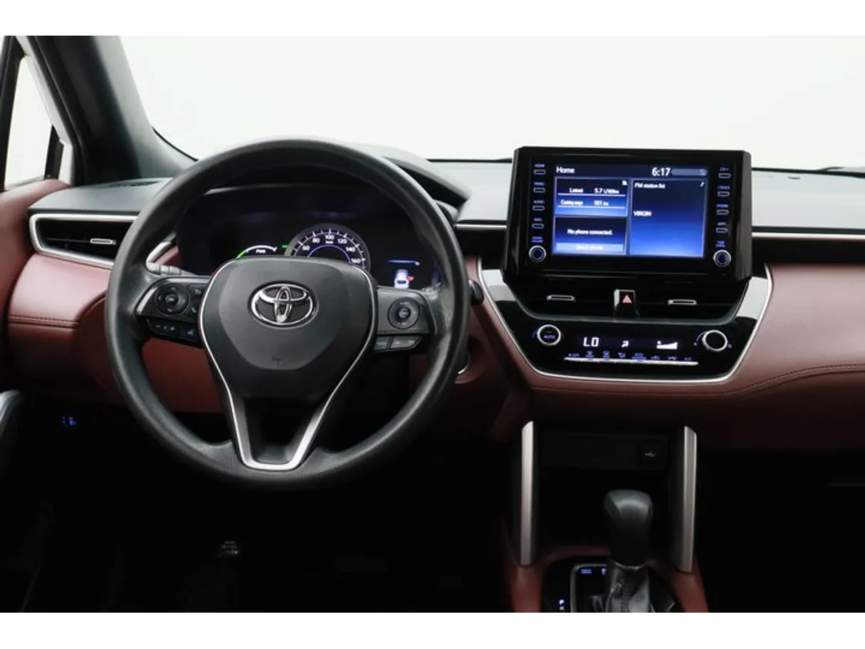 Car image 15