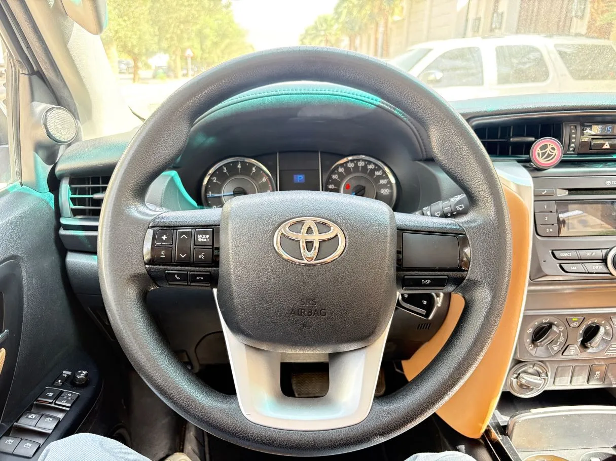 Car image 22