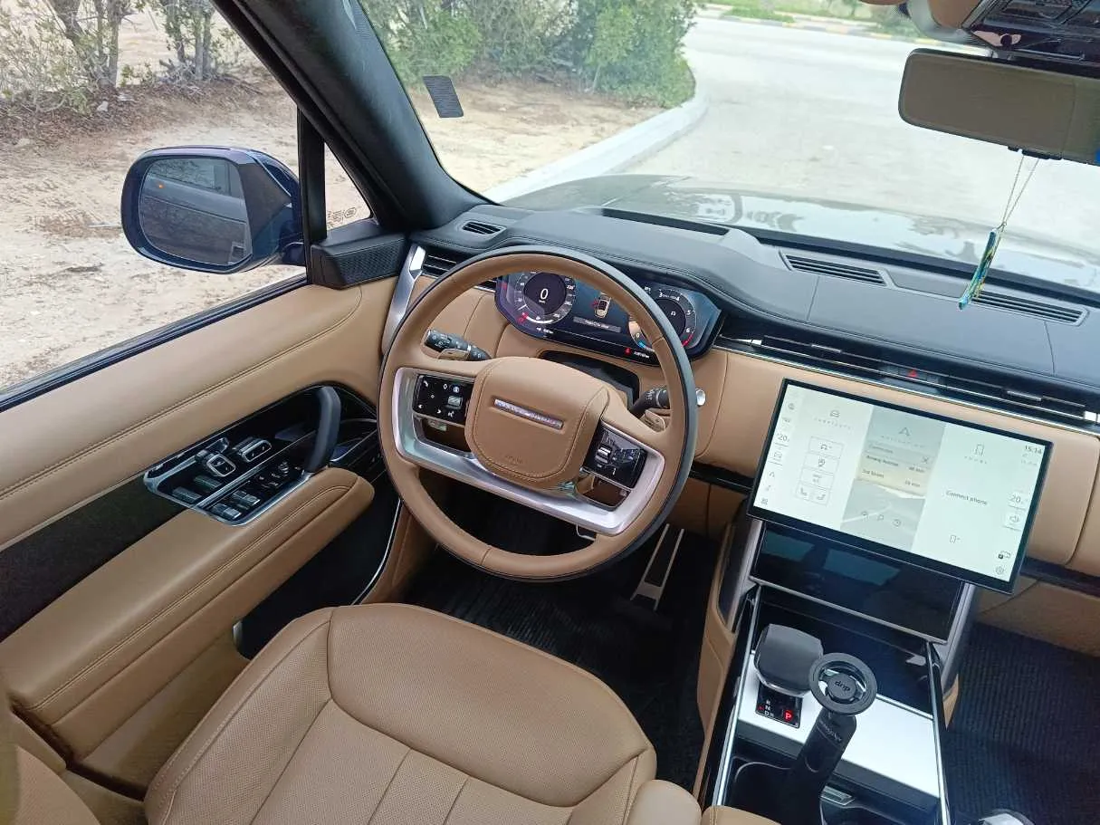 Car image 23