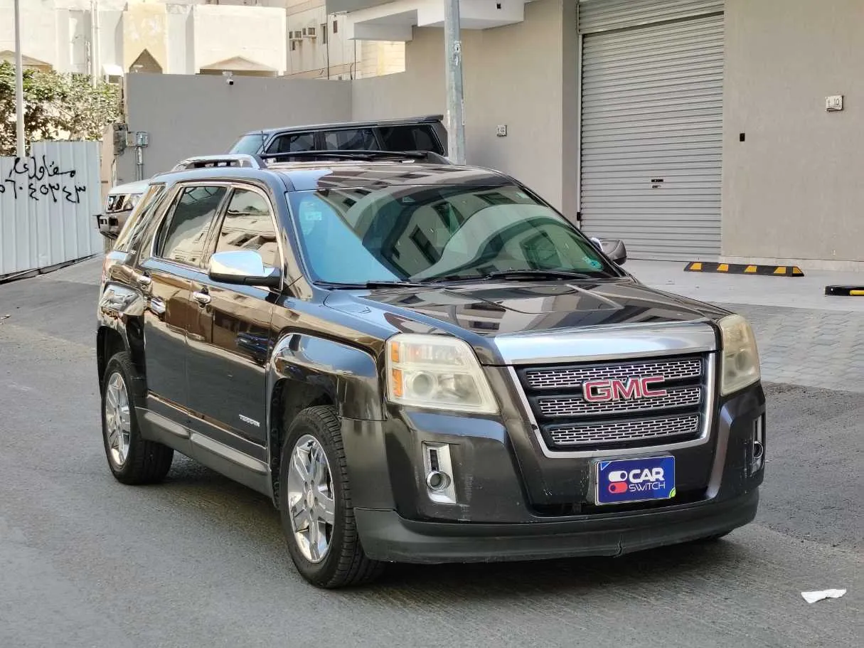 Car image 3