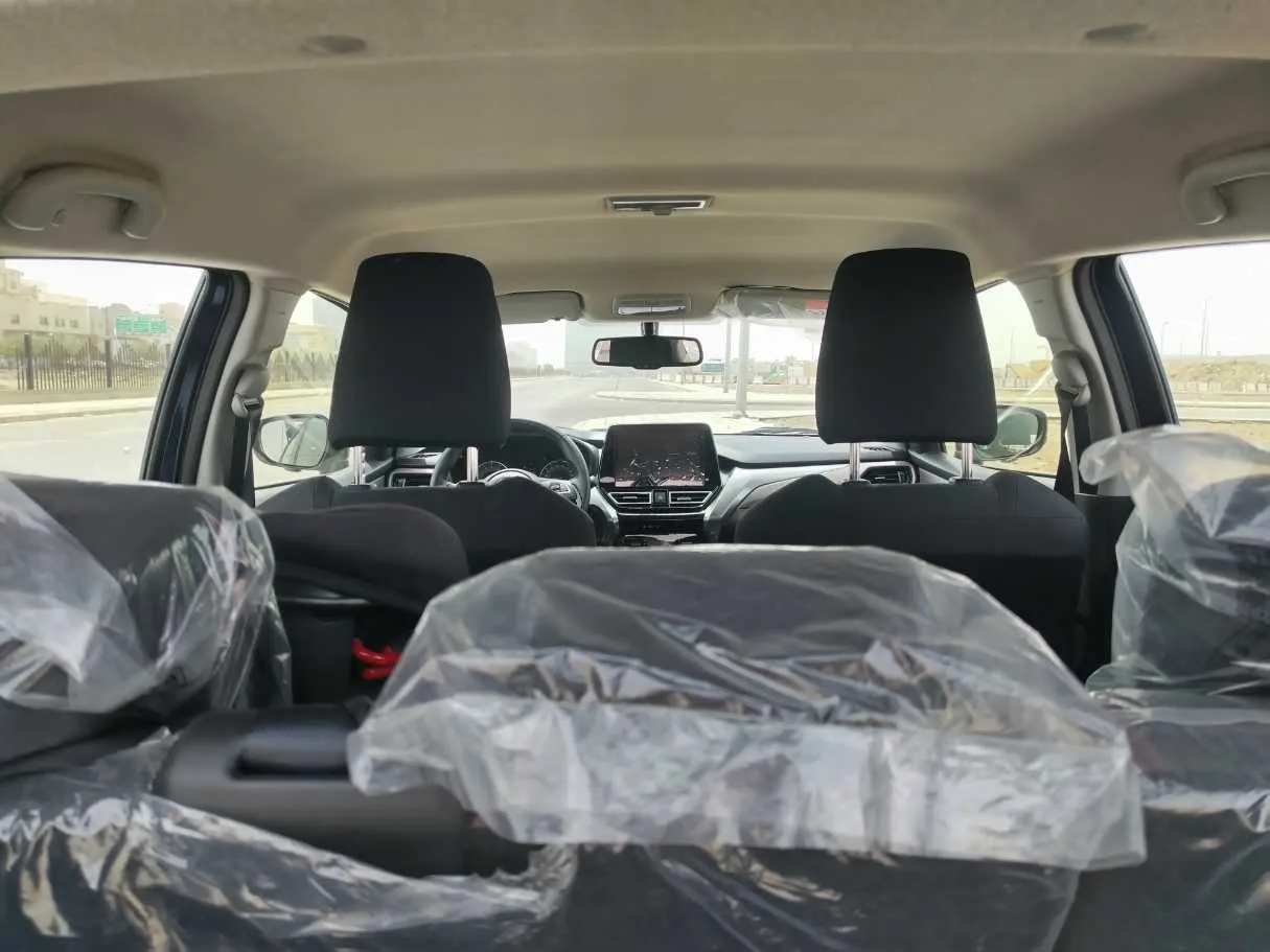 Car image 26