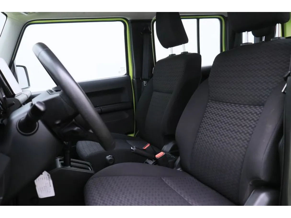 Car image 8