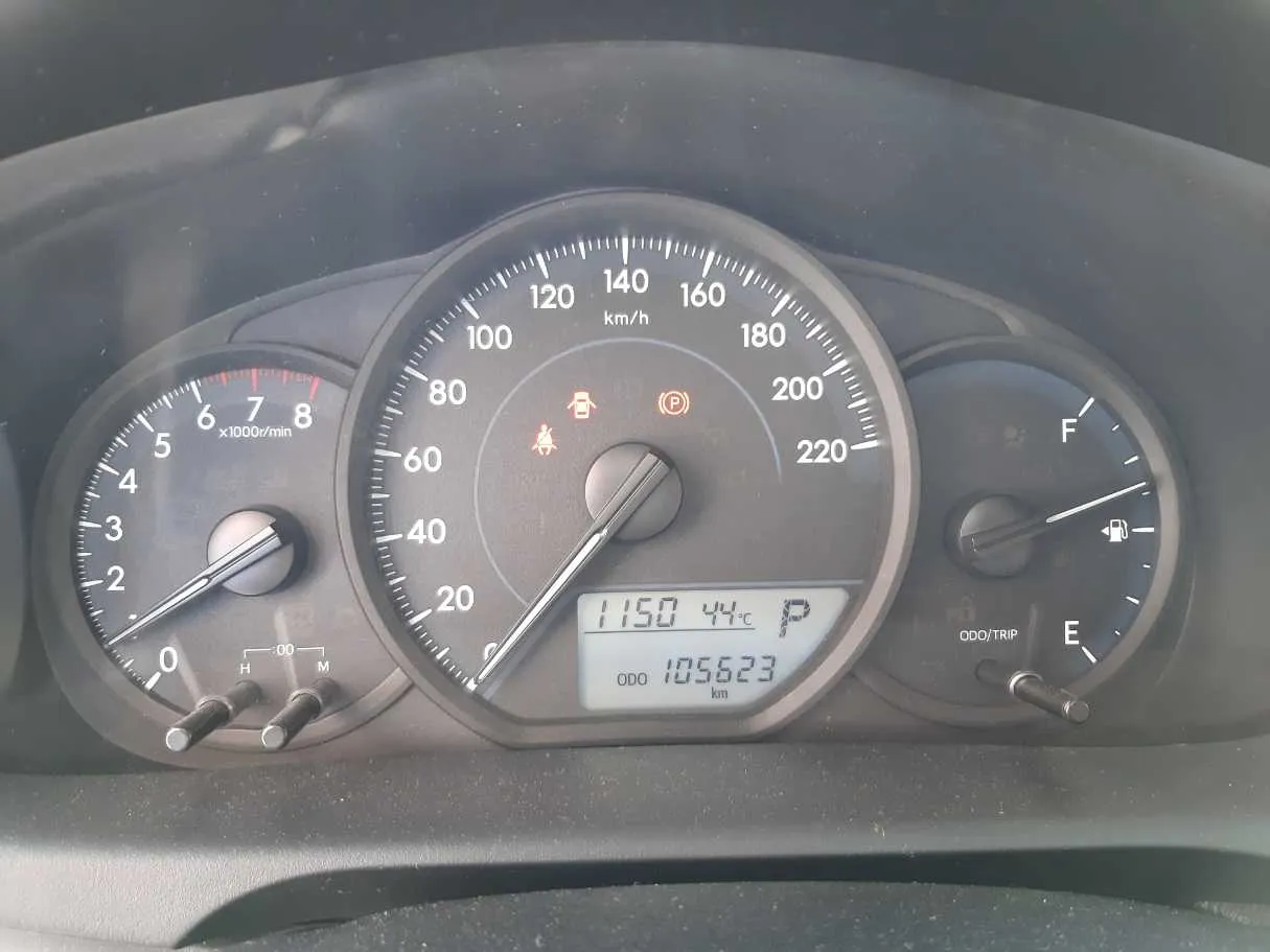 Car image 18