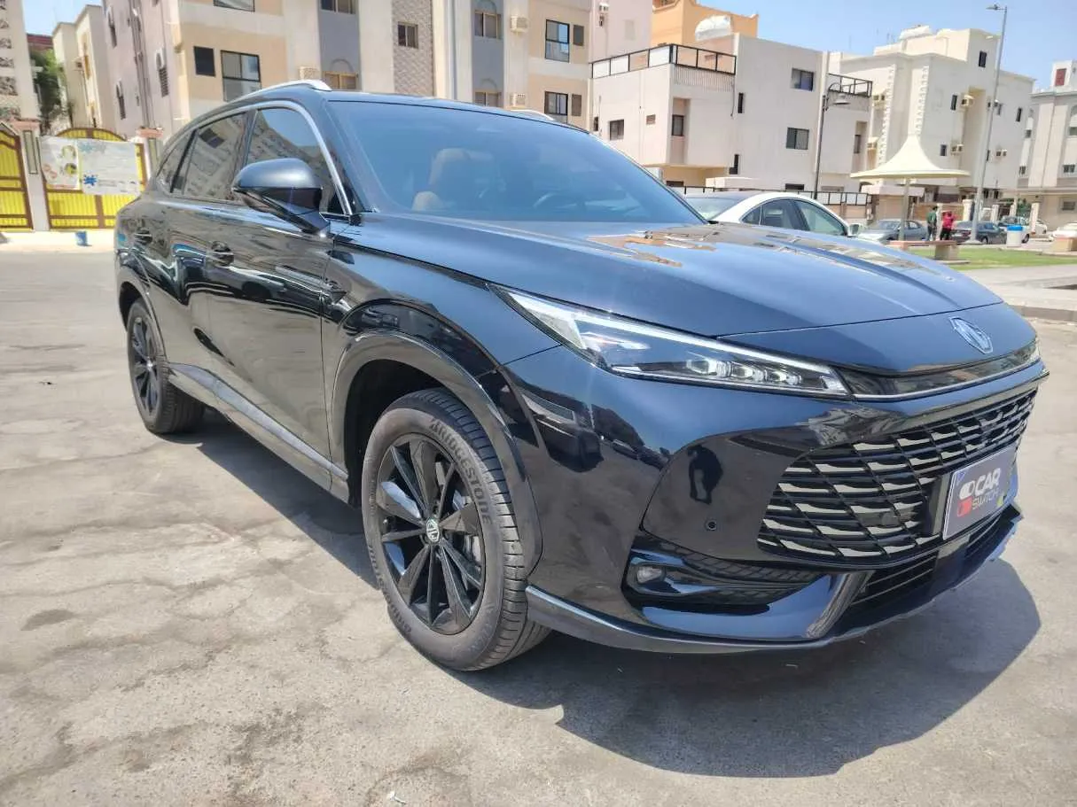 Car image 3