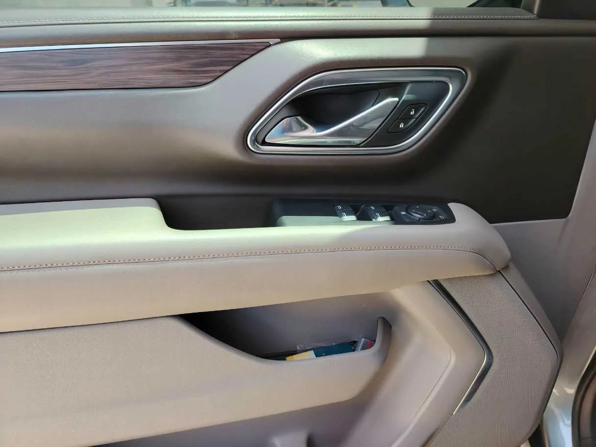 Car image 32
