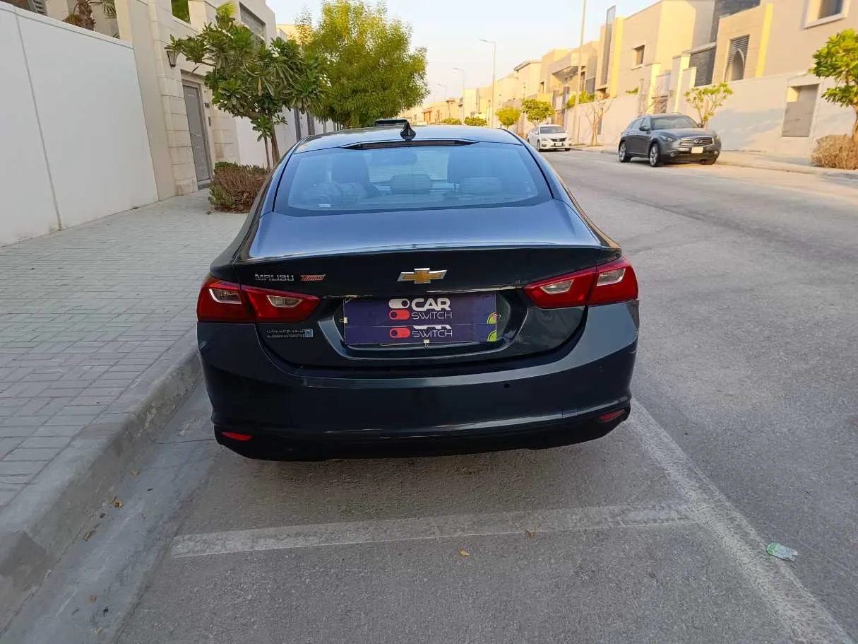 Car image 6