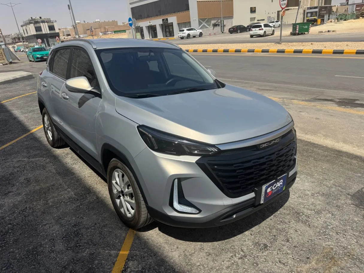 Car image 3