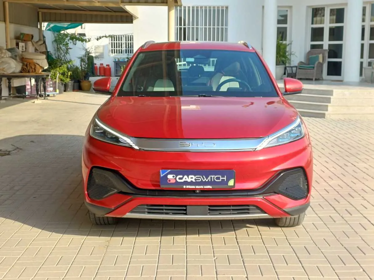 Car image 2