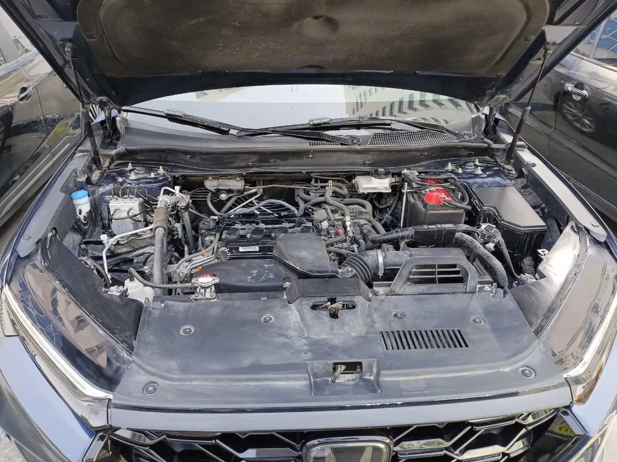 Car image 27