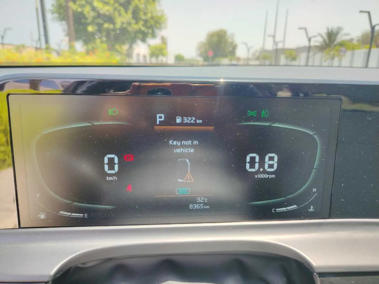 Car image 25