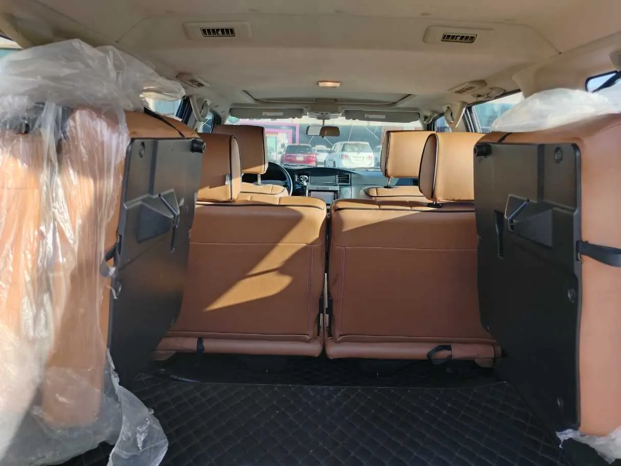 Car image 32