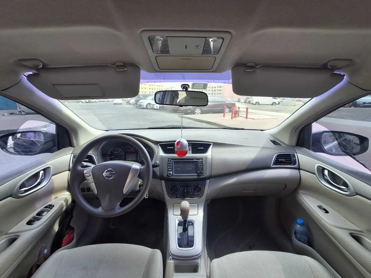 Car image 18
