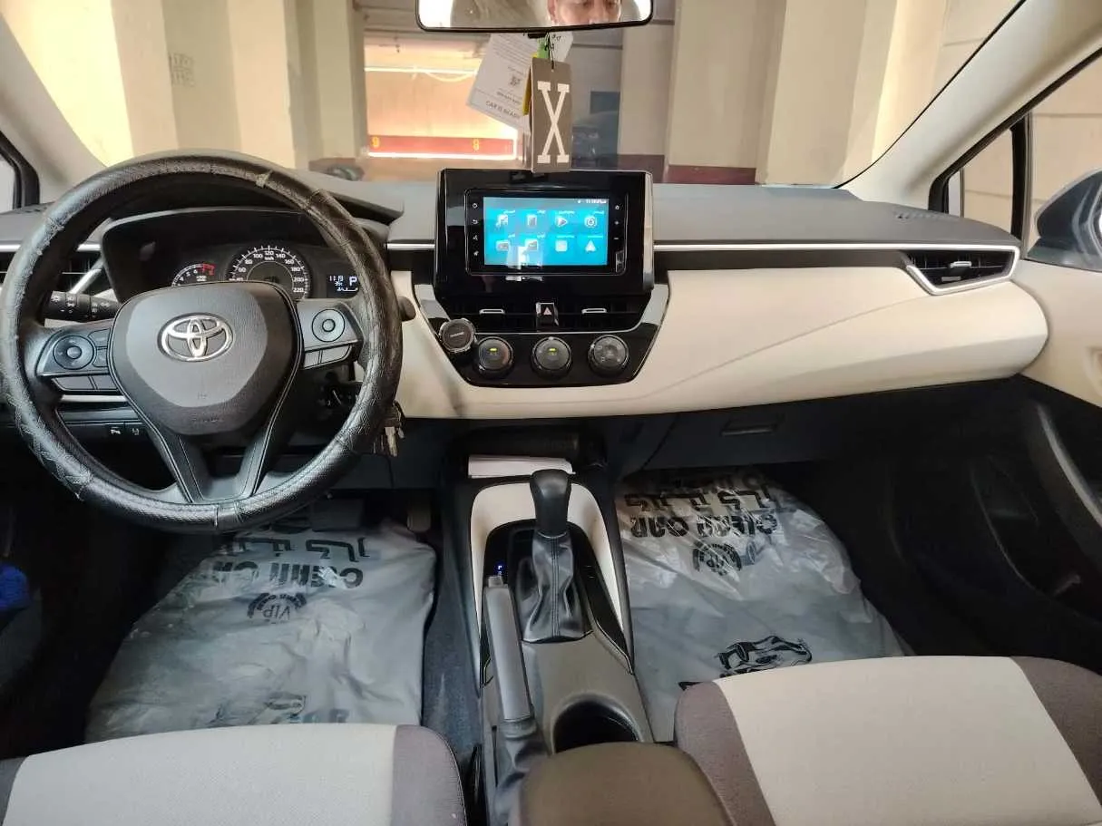 Car image 40