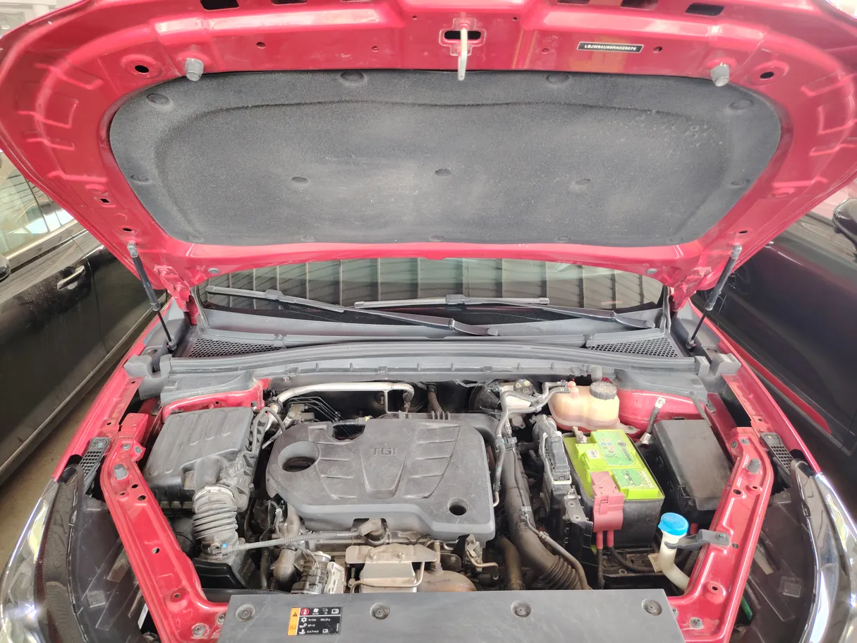 Car image 33