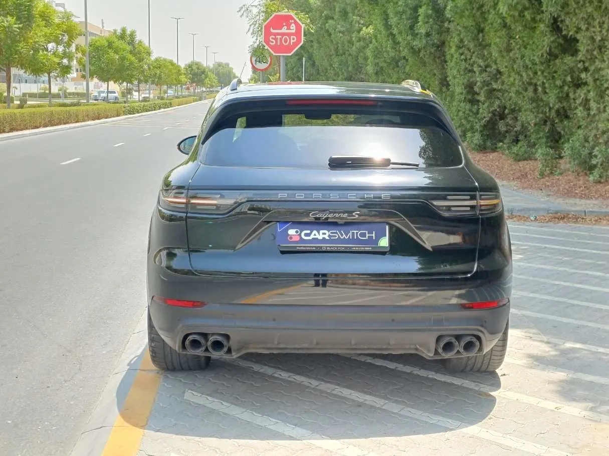 Car image 6