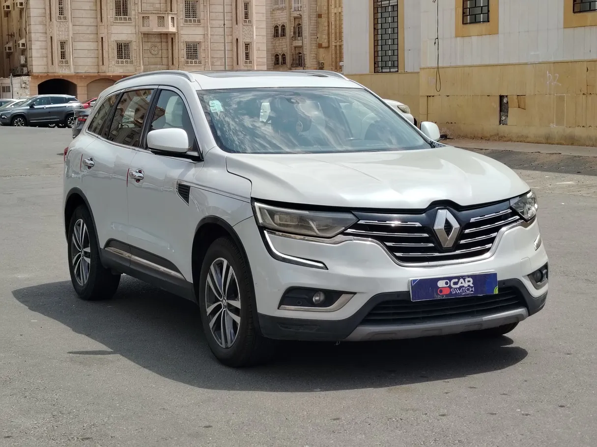 Car image 3