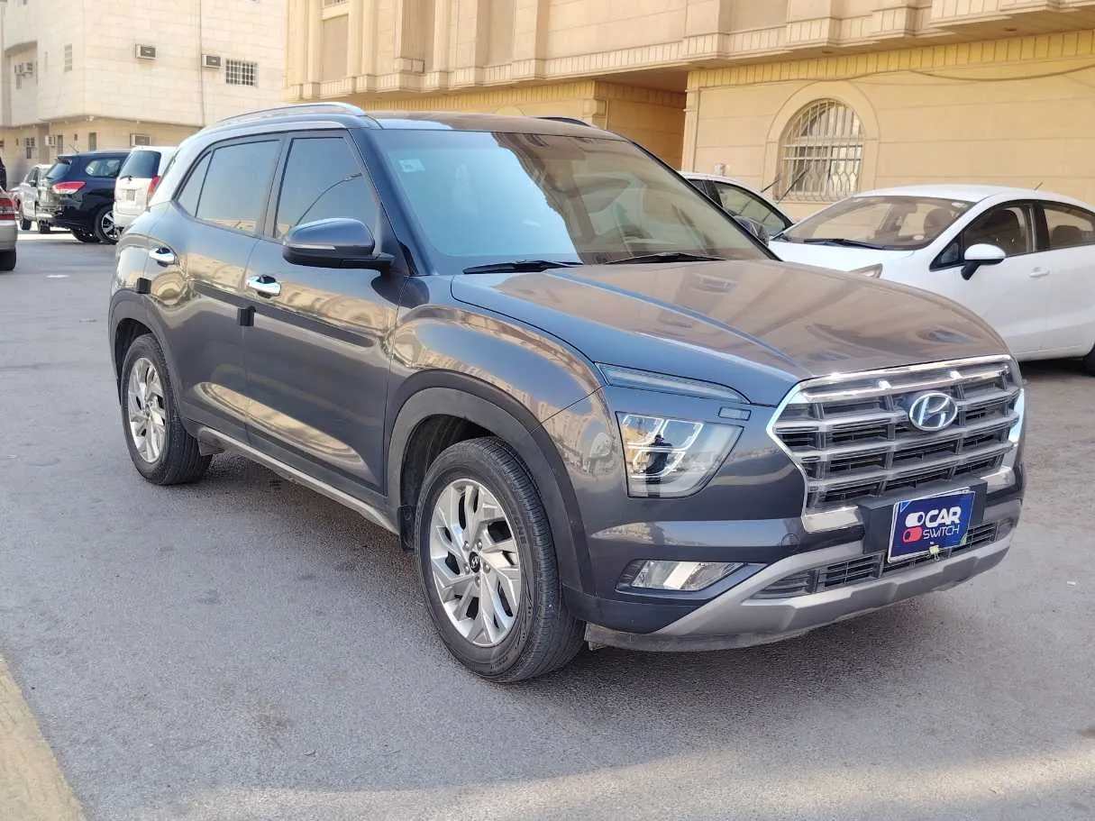Car image 3