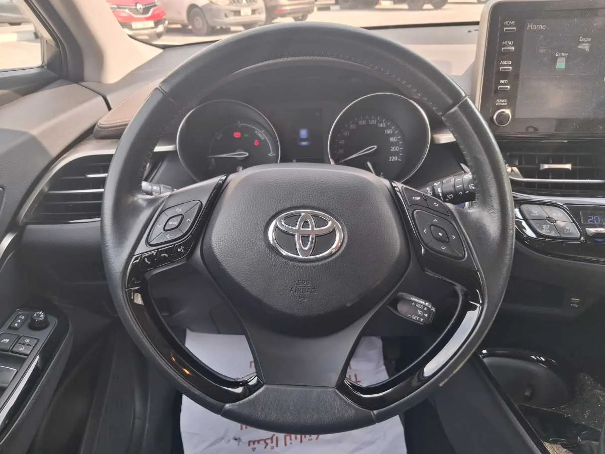 Car image 15