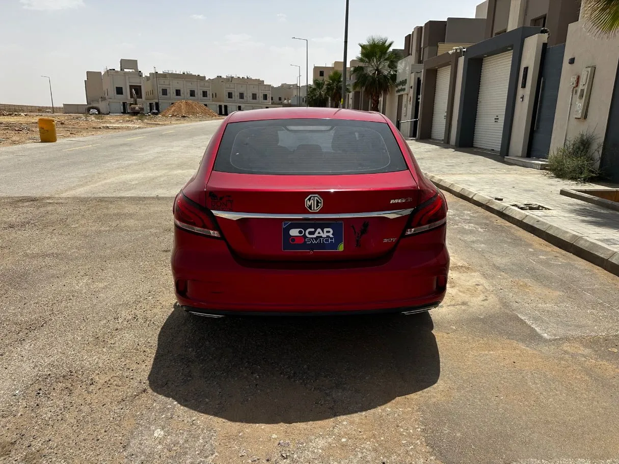 Car image 6