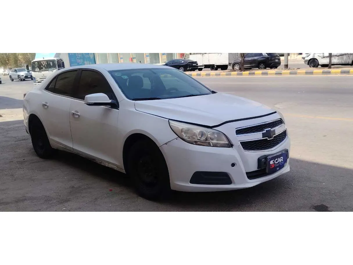 Car image 3