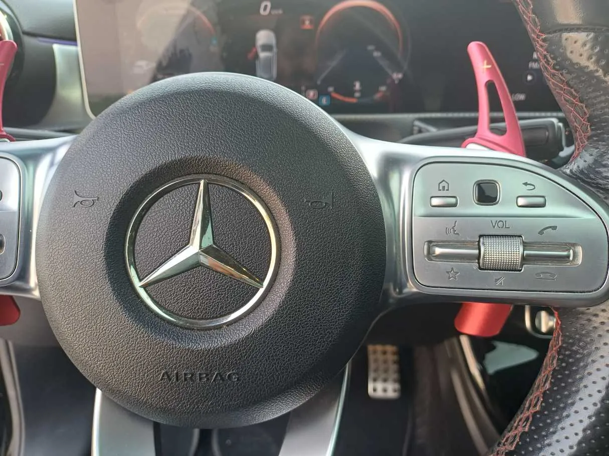 Car image 21